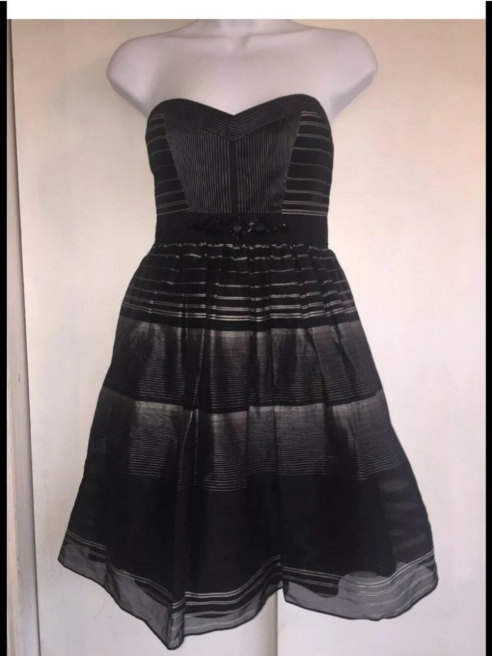 BCBGMaxAzria XS Special Occasion Prom Mini  Dress